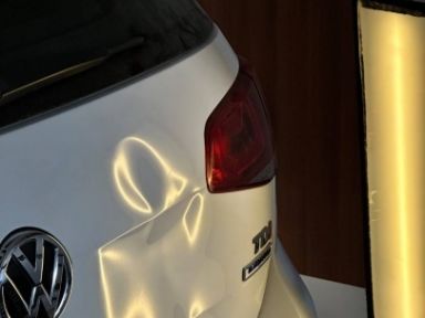Volkswagen Golf Bagaj Kapağı (Vakumla) Göçük Düzeltme